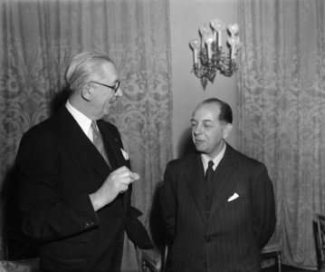 Ontvangst bij de Engelse Ambassadeur, Bestanddeelnr 901-4451