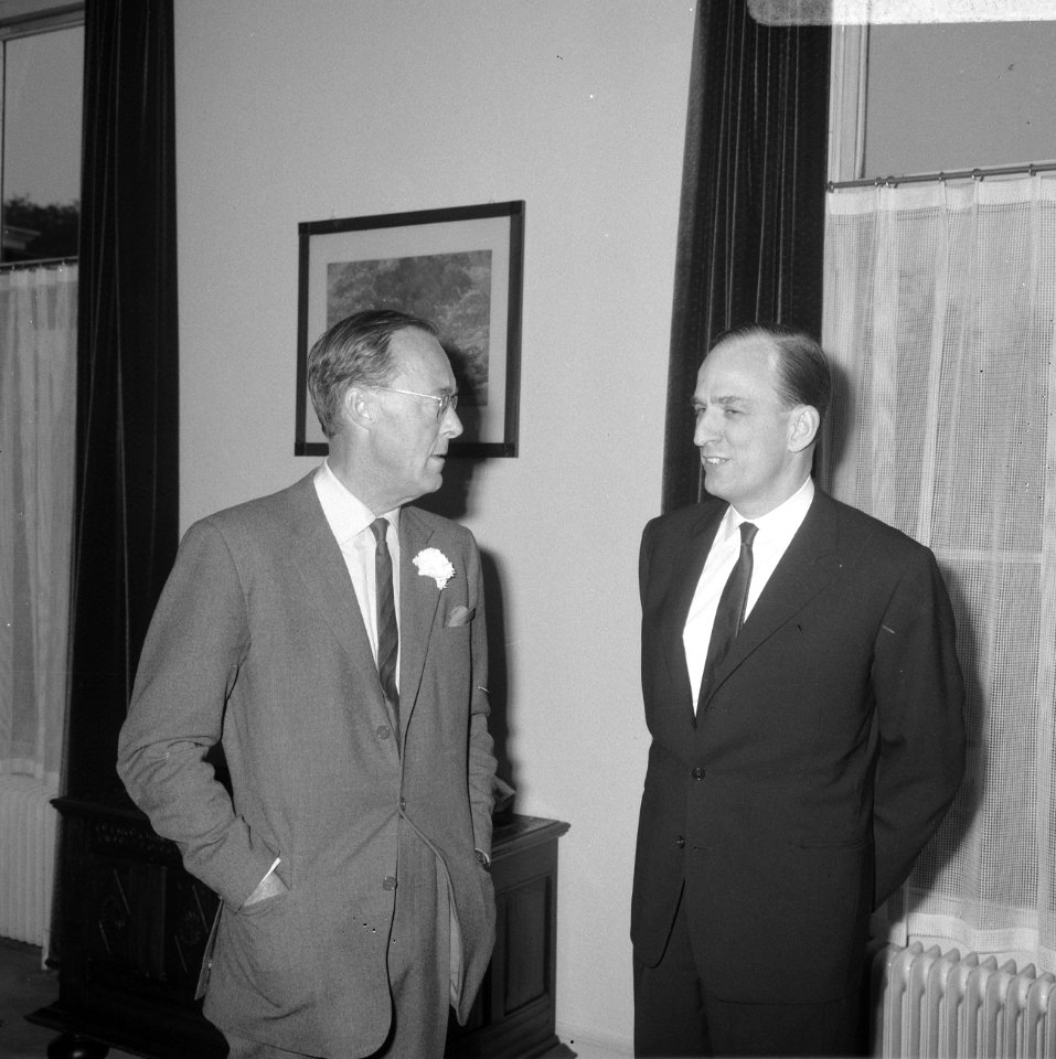 Ontvangsten, prinsen, filmregiseurs, paleizen, Bernhard, prins, Bergmann, Ingmar, Bestanddeelnr 919-6711