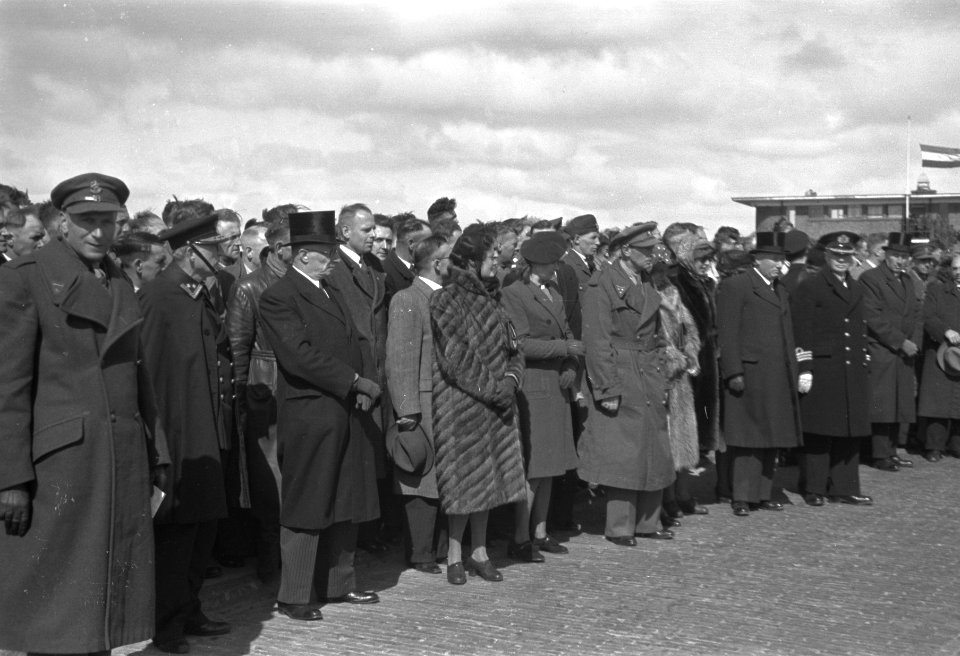 Onthulling monument Kornwerderzand, Bestanddeelnr 901-7504