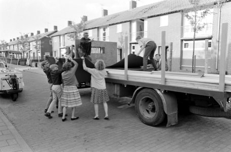 Ontploffing in munitiefabriek te Muiden, Bestanddeelnr 919-2142