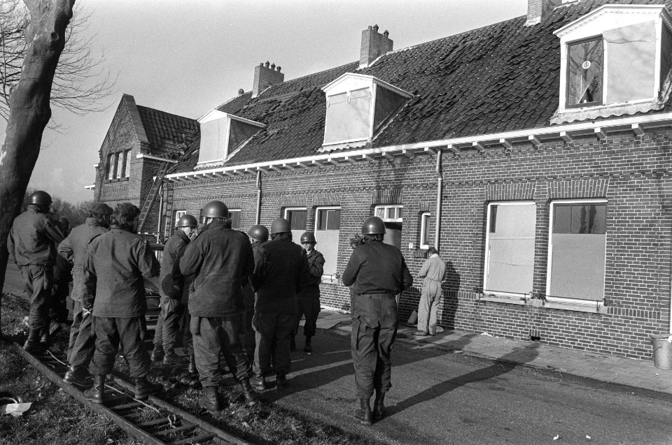 Ontploffing in Kruitfabriek te Muiden, Bestanddeelnr 926-0869