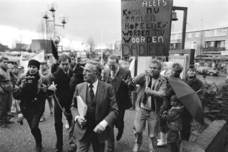 Ontuchtschandaal (sex met kinderen) in Oude Pekela aankomst Korthals Altes, Bestanddeelnr 934-1837