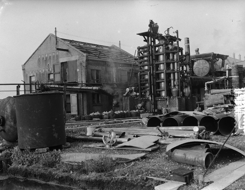 Ontploffing in kruitfabriek in Ouderkerk aan de Amstel, Bestanddeelnr 905-7998
