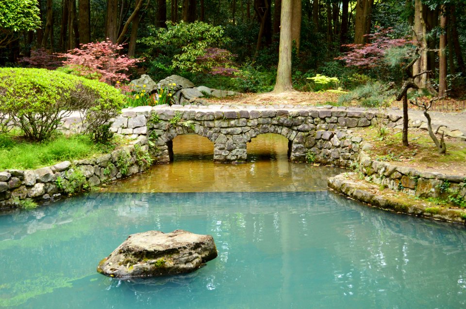 Oasahiko-jinja, Megane-bashi-1