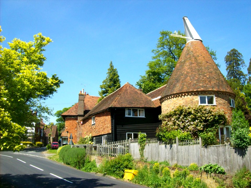Oast house, Brenchley 2