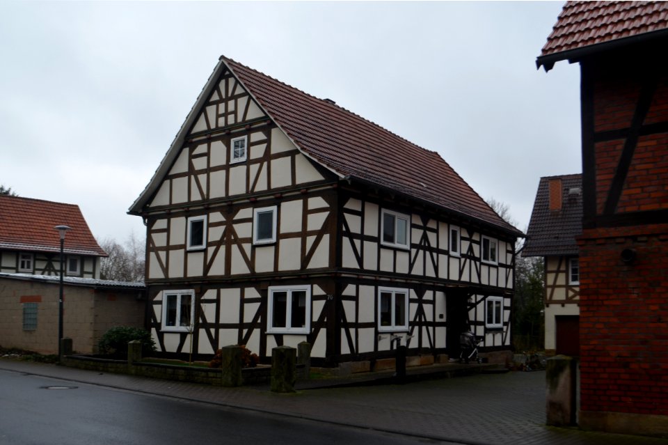 Oberlengsfeld, Landecker Straße 76