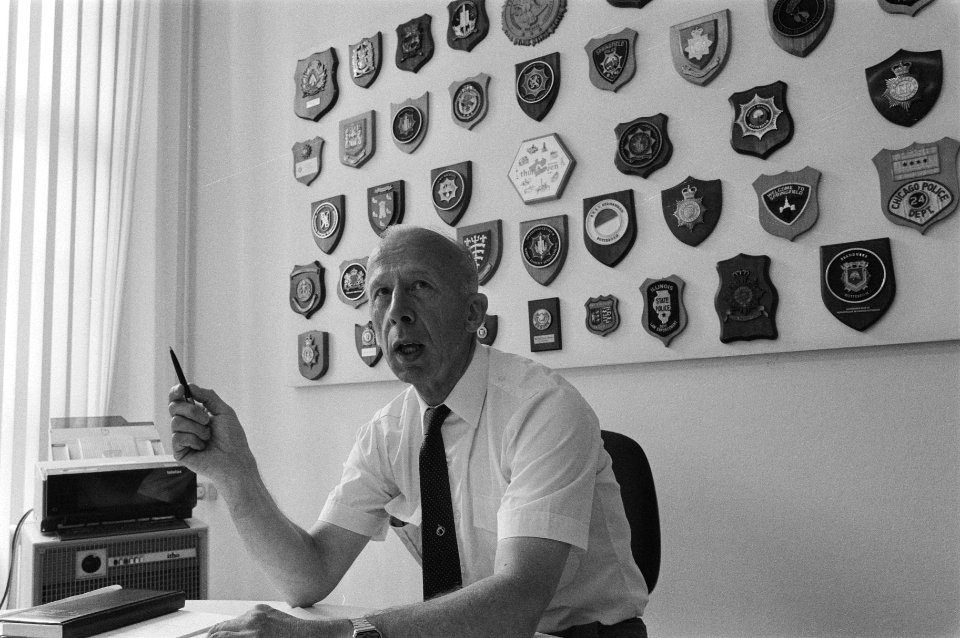 Ontvoering Joke Osterman Otto hoofdcommissaris Blaauw in crisiscentrum in Rott, Bestanddeelnr 933-6729