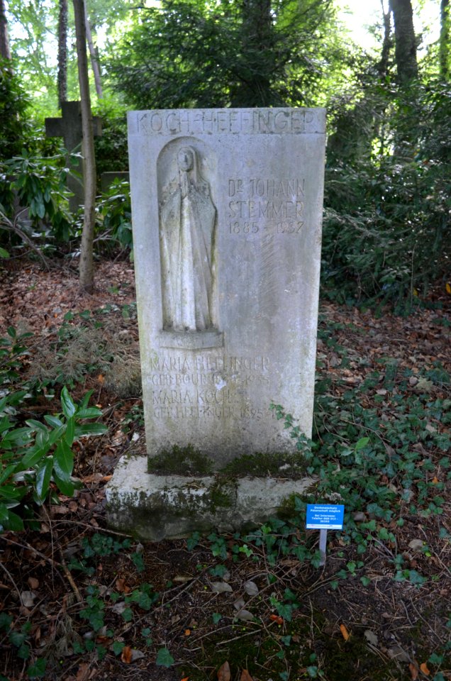 Oberrad, Waldfriedhof, Grab 2 J 33 UG Stemmer