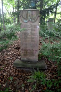 Oberrad, Waldfriedhof, Grab 2 J 27 Seum