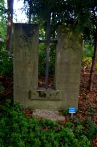 Oberrad, Waldfriedhof, Grab 2 J 17 Ruhl