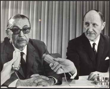 Ontvangsten, ministers, persconferenties, buitenlandse betrekkingen, Caglayangil, Bestanddeelnr 083-0634