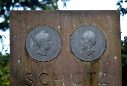 Oberrad, Waldfriedhof, Grab 1 O 1 UG Wislicenus-Haag-Schütz, Detail