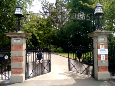 Oamaru Public Gardens - Severn Street entrance