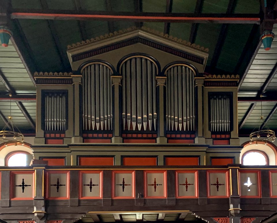 Oberreifenberg, St. Georg, Orgel (1)