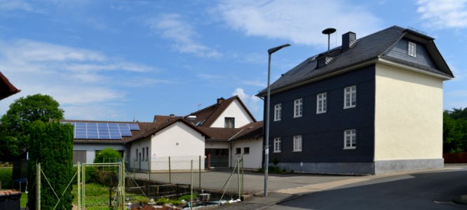 Oberquembach, Usinger Straße 14, DGH, ehemalige Schule, Rückseite (1)