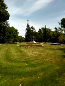Oamaru Public Gardens - Lawn and Craig's Fountain