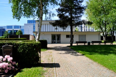 Ober-Eschbach, Friedhof Trauerhalle