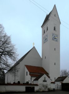 Oberföhring, Lorenzkirche v NW, 4