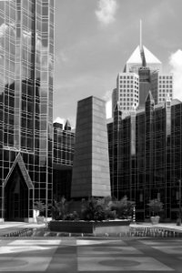 Obelisk, PPG Place, Pittsburgh, 2020-06-29, 02 bw