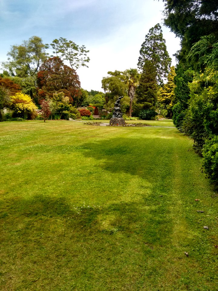 Oamaru Public Gardens - Wonderland Garden