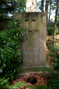 Oberrad, Waldfriedhof, Grab 2 J 14 Barth