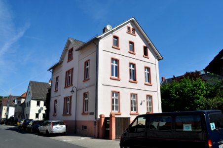 Ober-Eschbach, Jahnstraße 18, Pfarrhaus