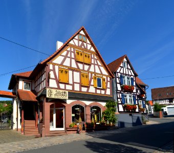 Oberjosbach, Am Alten Rathaus 2 und 3
