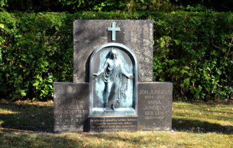 Oberjosbach, Friedhof, Grab Jungels