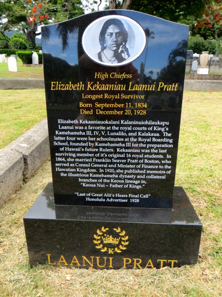 OahuCemetery-PrattElizabethKekaaniauLaanui-tombstone