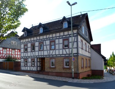 Oberjosbach, Königsteiner Straße 2 (1)