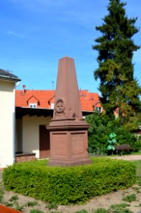 Oberrad, Alter Friedhof, Ehrenmal (3)