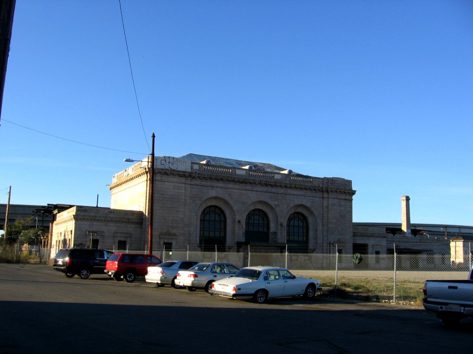 Oakland 16th Street Station 2706 01