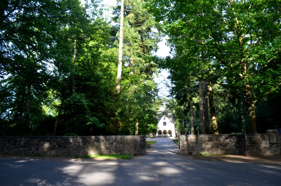 Oberrad, Waldfriedhof, Tor