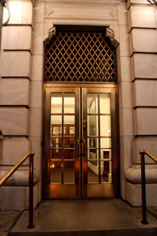 Oak Room 59th Street door, Sept 2017