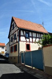 Ober-Erlenbach, Martinskirchstraße 11