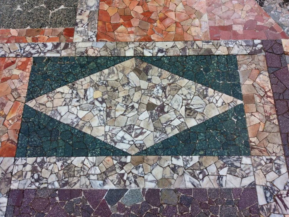 Odéon antique de Lyon - Dallage - Détail 3