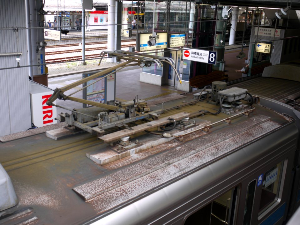 Odakyu 1000 pantagraph