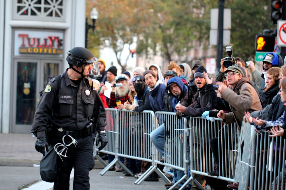 Occupy Oakland Eviction 11-14 3971