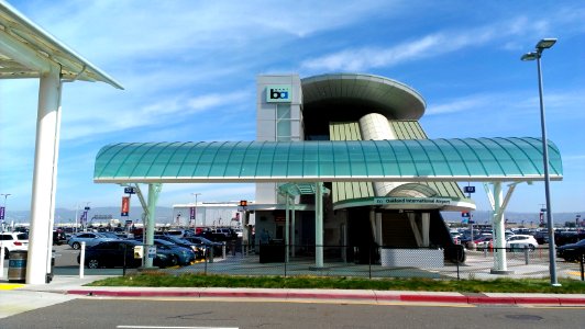 Oakland Airport BART Station