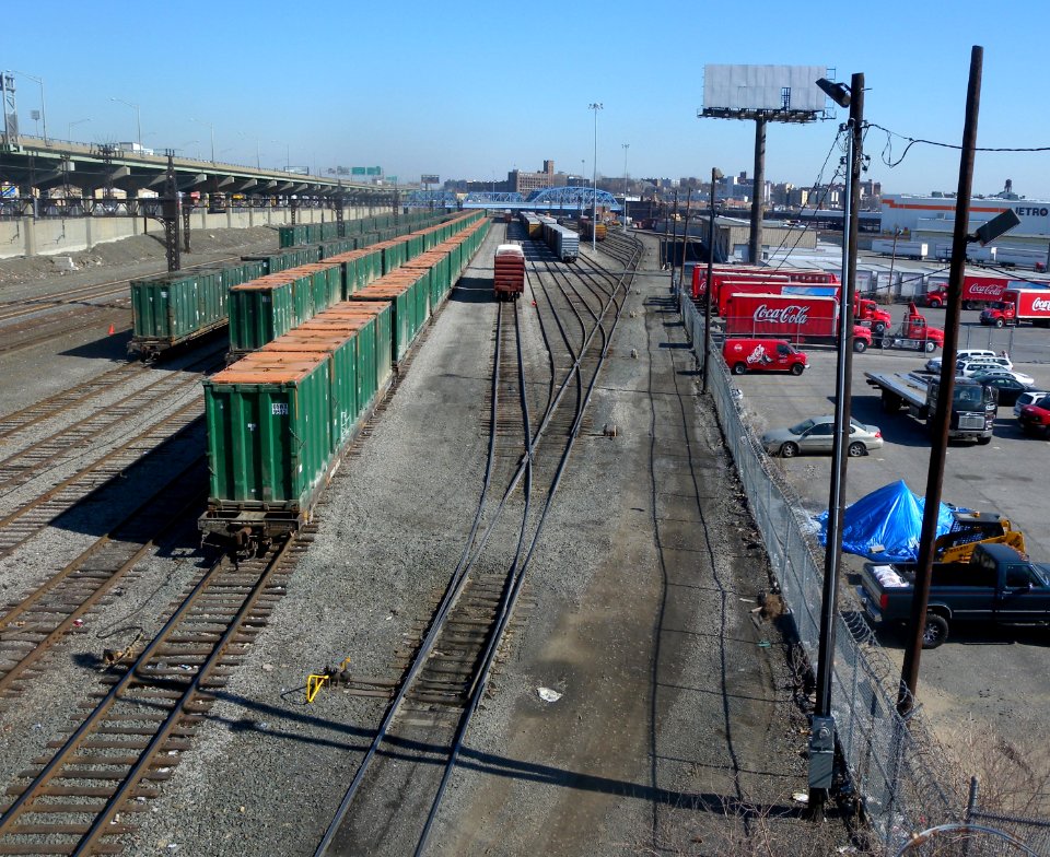 Oak Pt Yard looking NE from 149 St jeh