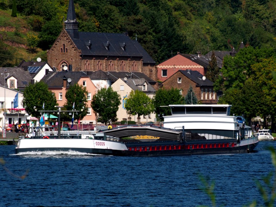 Odeon, ENI 02332317 on the Moselle river