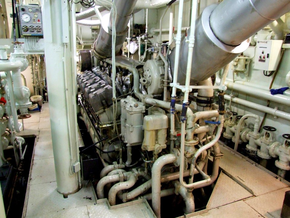 Ocean Star 7406825 Port engine