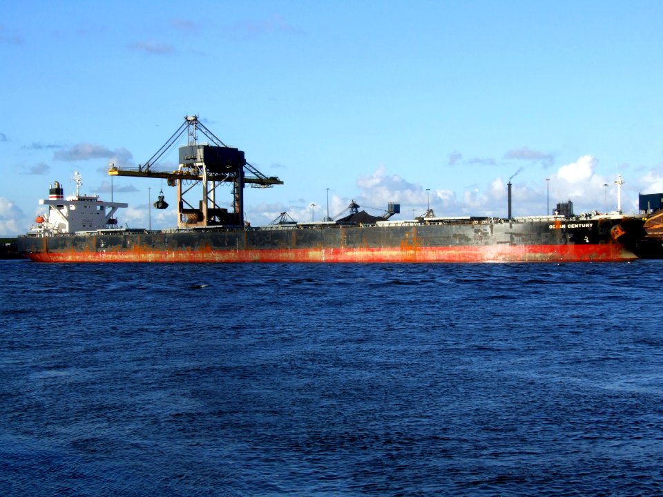 Ocean Century - IMO 9233325 - Callsign H3PQ - at Port of Amsterdam, Holland 09-Dec-2006