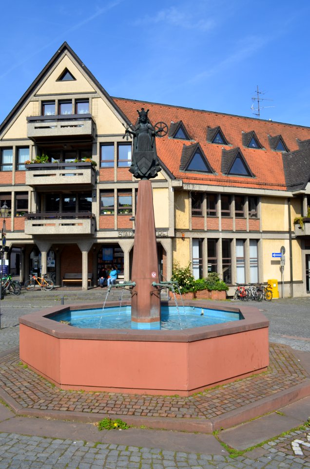 Oberursel,St. Ursula-Brunnen