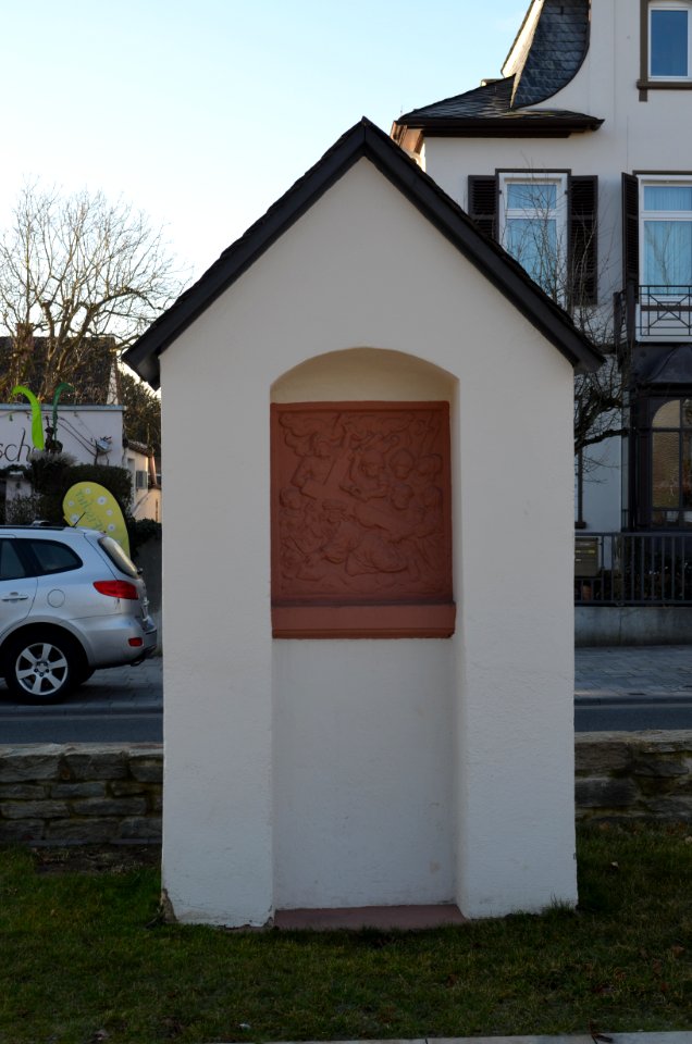 Oberursel, Adenauerallee, Kreuzweg (2)