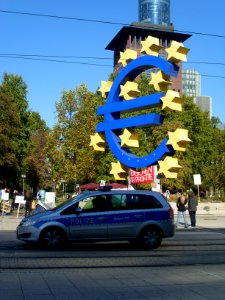 OccupyFrankfurt October 2011 police car