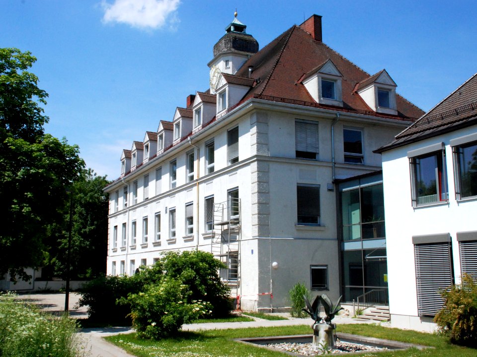 Oberschleißheim Veterinärstraße 2
