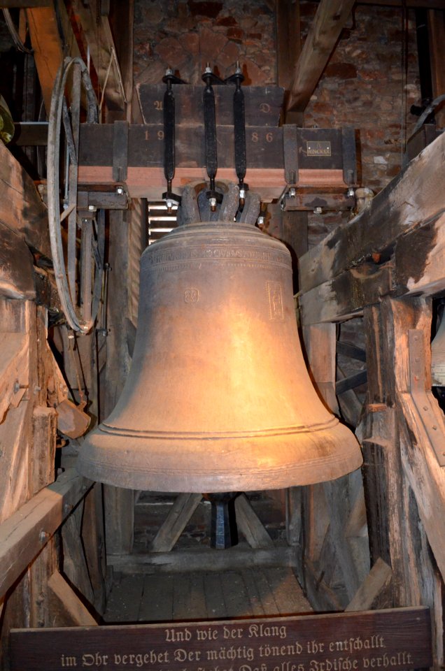 Oberursel, St. Ursula, Große Glocke
