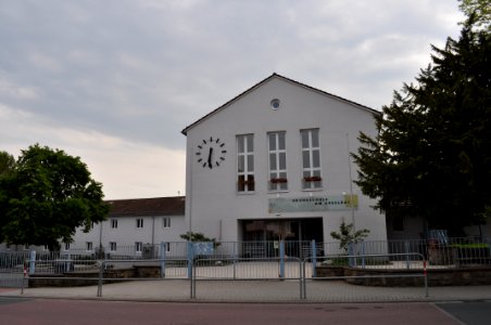 Oberursel, Grundschule am Urselbach