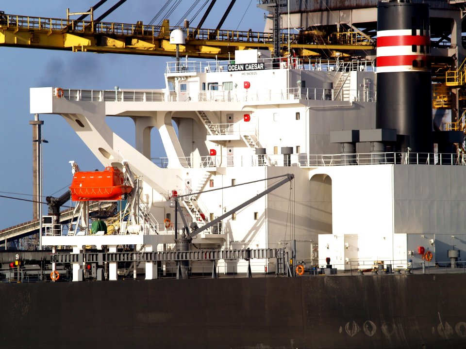 Ocean Caesar pic02 IMO 9439125 Port of Amsterdam 24January2009